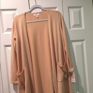 Lularoe Caroline Light Peach Small